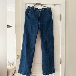 Abercrombie & Fitch The 90s Relaxed Jean – High Rise